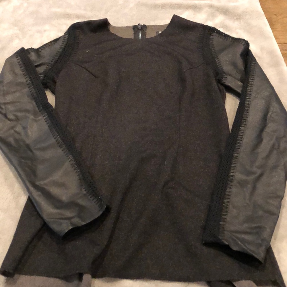 Black top with great details